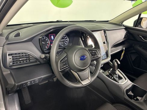 Used 2025 Subaru Outback Premium w/ Popular Package #1A image 15