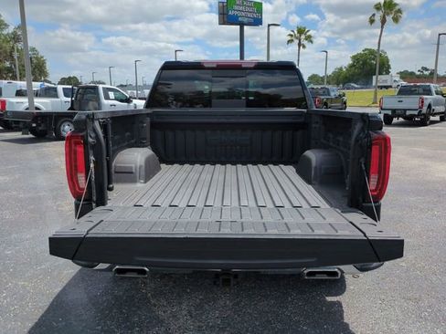 Used 2024 GMC Sierra 1500 SLT w/ SLT Premium Plus Package AWD/4WD image 13