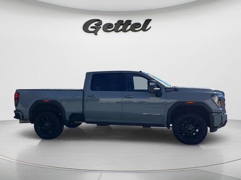 Used 2024 GMC Sierra 2500 AT4 w/ AT4 Premium Plus Package AWD/4WD image 4