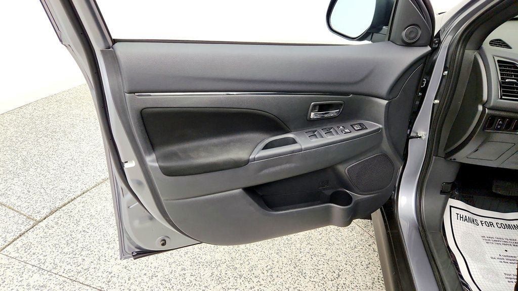 Used 2025 Mitsubishi Outlander Sport AWD image 10