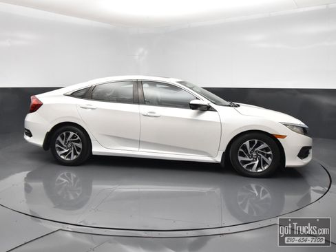 Used 2016 Honda Civic EX image 45