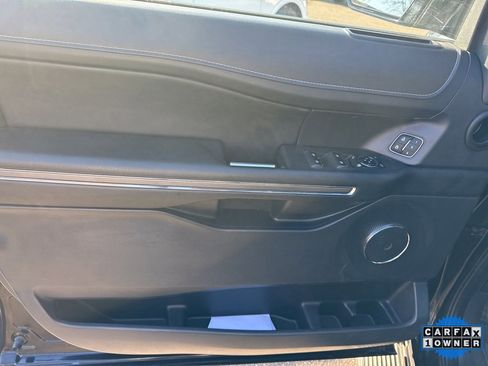 Used 2024 Ford Expedition XLT image 20