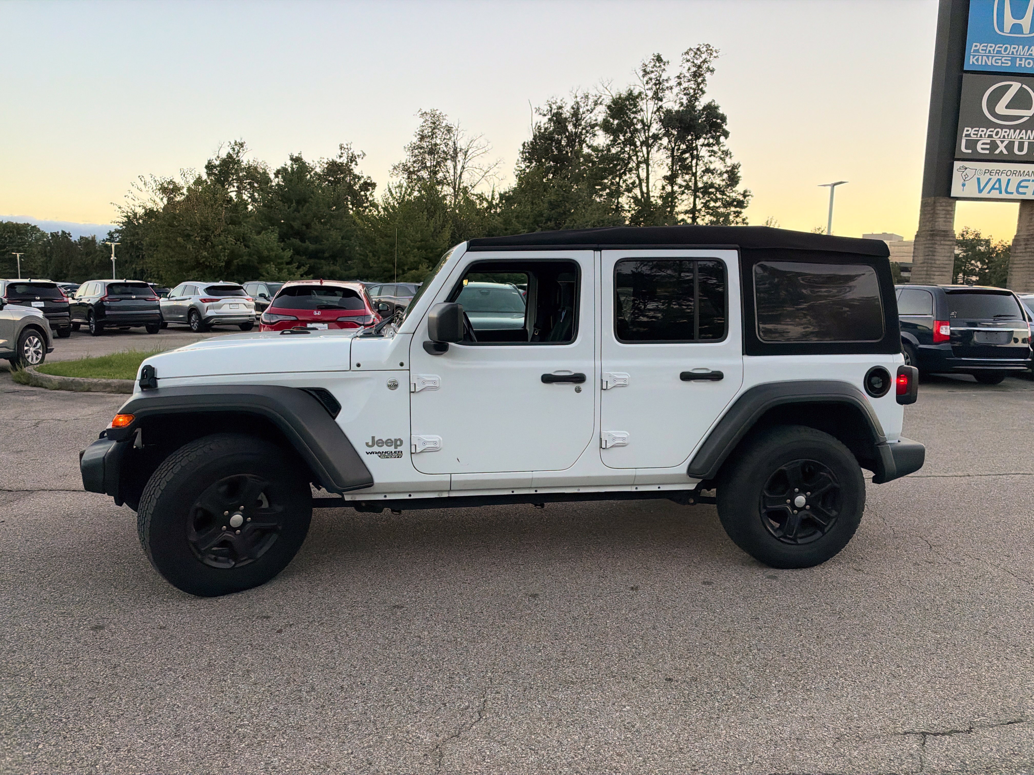Used 2021 Jeep Wrangler Unlimited Sport AWD/4WD image 6