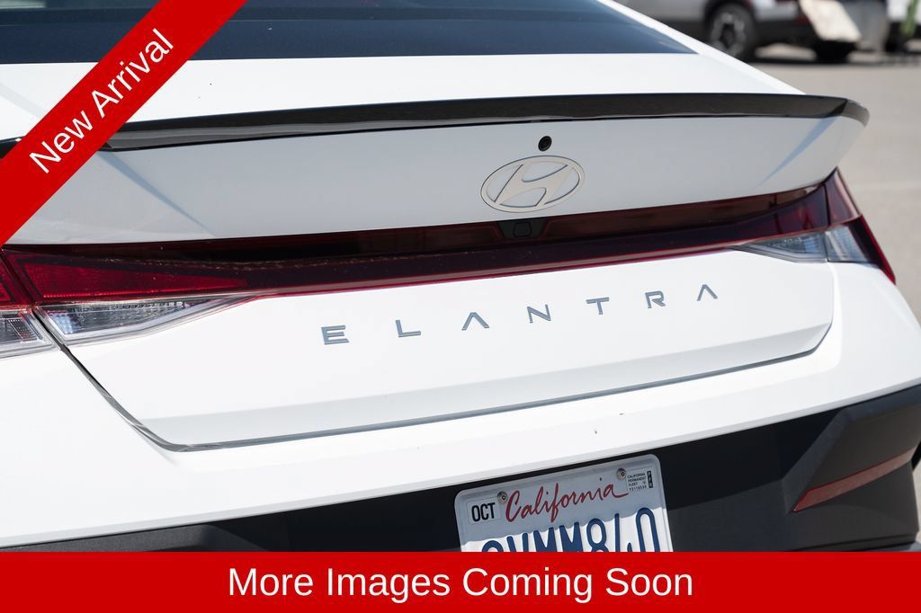 Used 2026 Hyundai Elantra Sport FWD image 10