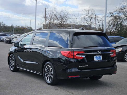 Used 2023 Honda Odyssey EX-L image 5