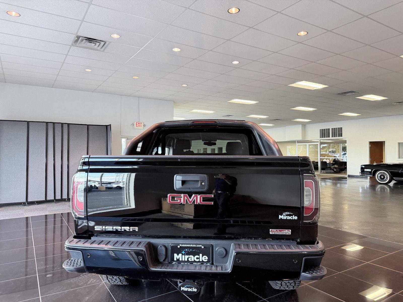 Used 2016 GMC Sierra 1500 SLT w/ All Terrain X Package AWD/4WD image 13
