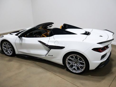Used 2026 Chevrolet Corvette ZR1 w/ Battery Protection Package RWD image 21