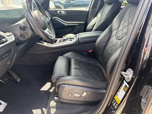 Used 2024 BMW X5 xDrive40i w/ M Sport Package AWD/4WD image 5