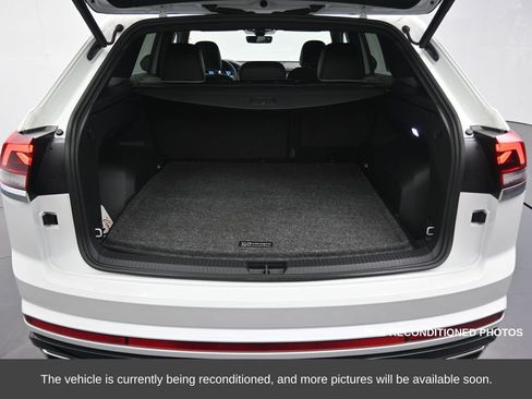 Used 2024 Volkswagen Atlas Cross Sport SEL Premium R-Line image 16