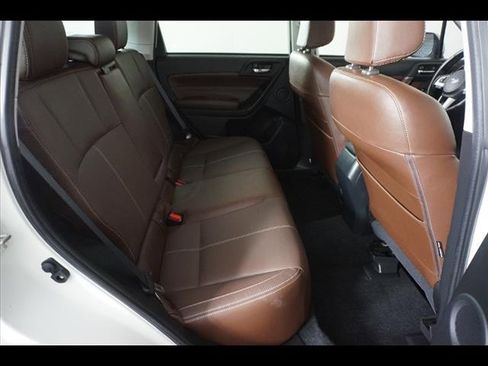 Used 2018 Subaru Forester 2.0XT Touring image 11