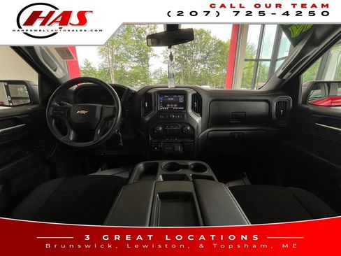 Used 2021 Chevrolet Silverado 1500 Custom w/ LPO, Dark Essentials Package AWD/4WD image 13
