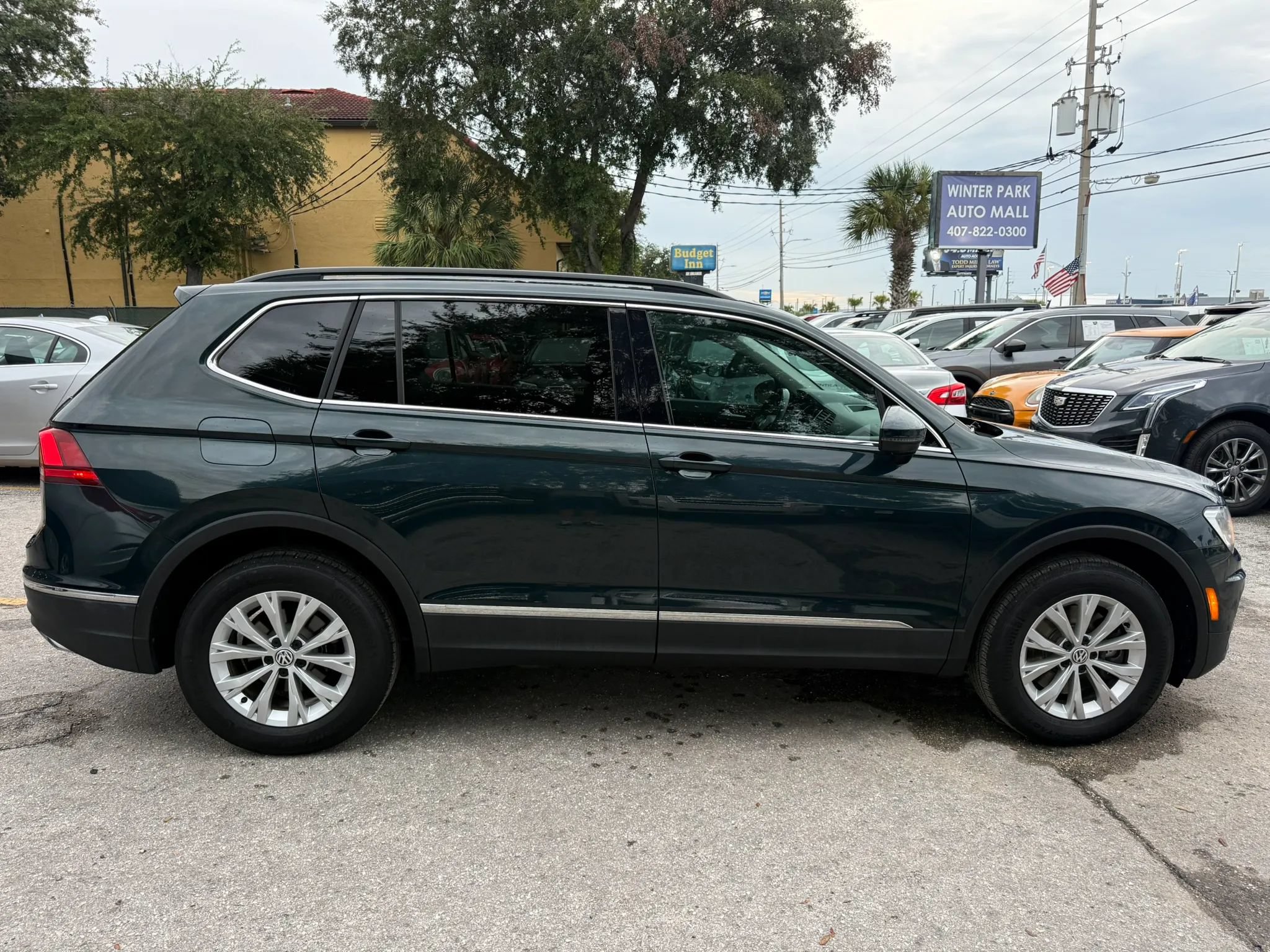 Used 2018 Volkswagen Tiguan SE FWD image 5