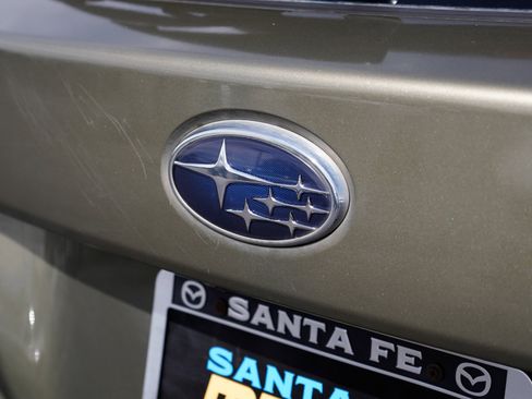 Used 2015 Subaru Outback 2.5i Premium AWD/4WD image 12