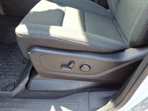 New 2026 RAM 1500 Big Horn AWD/4WD image 7