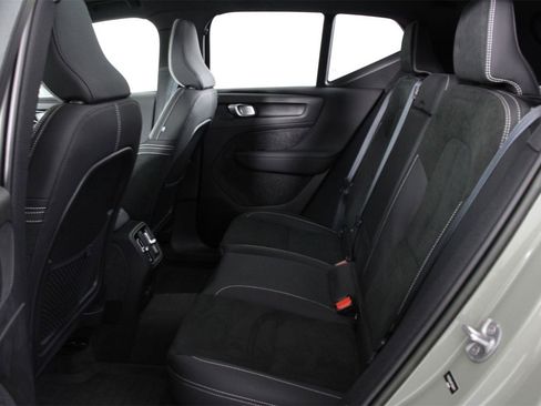 Certified 2023 Volvo XC40 Recharge Plus image 30