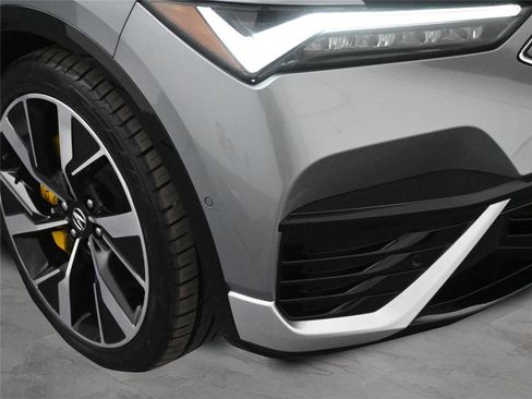 Certified 2024 Acura ZDX Type S image 18