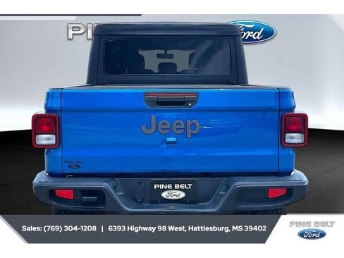 Used 2021 Jeep Gladiator Sport w/ Quick Order Package 24Q 80Th AWD/4WD image 4
