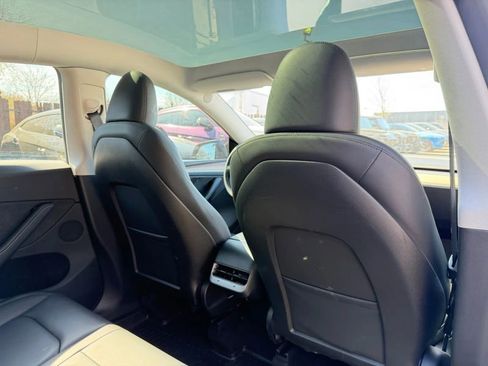 Used 2024 Tesla Model Y Long Range image 23
