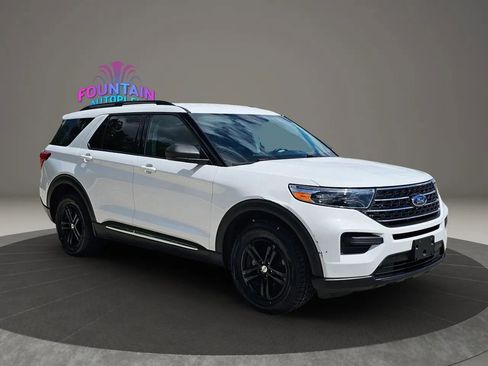 Used 2021 Ford Explorer XLT AWD/4WD image 7