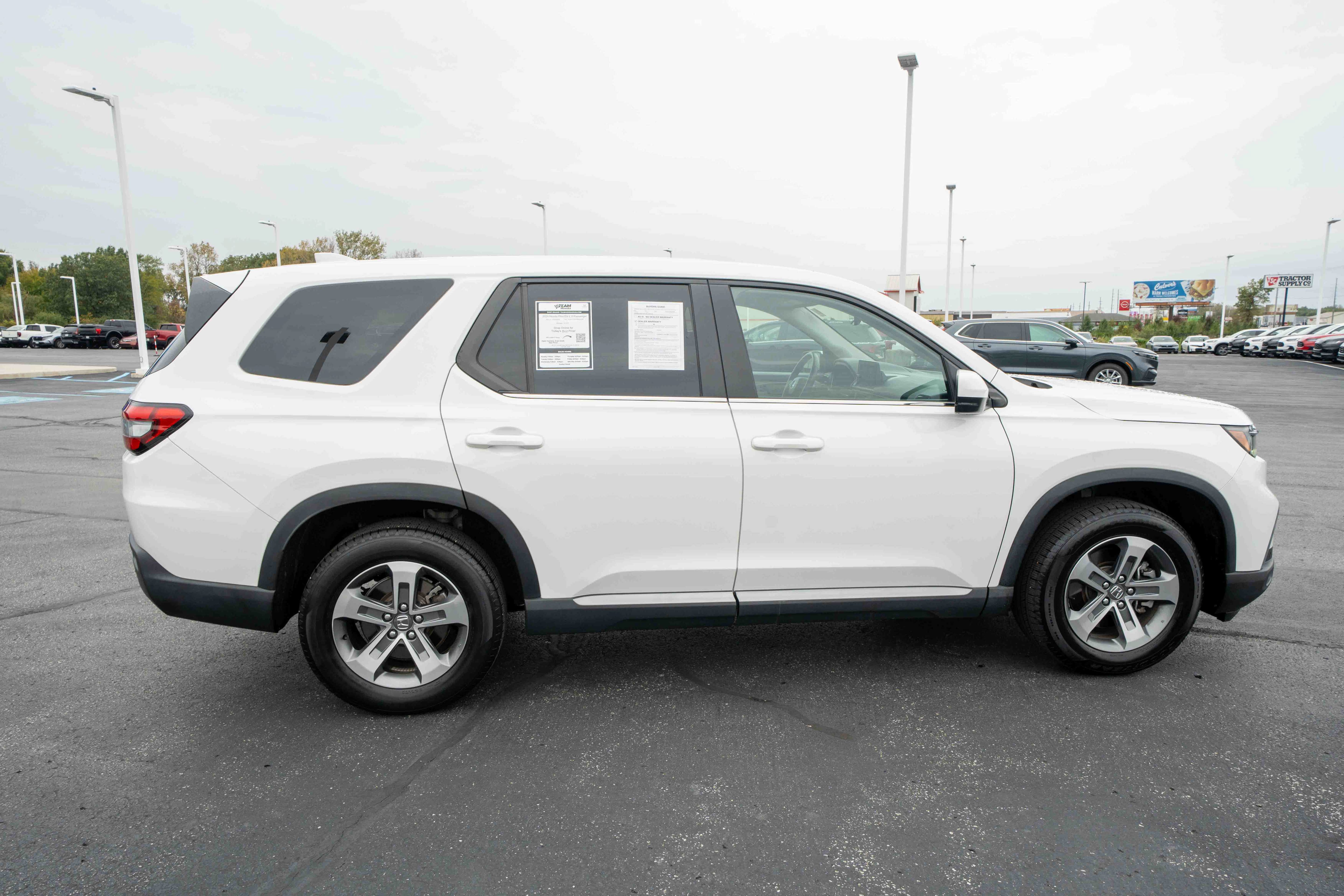 Certified 2024 Honda Pilot EX-L image 6