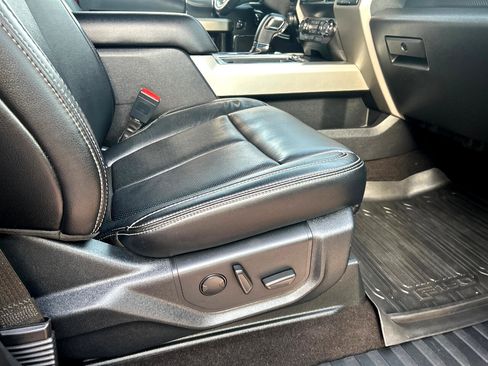 Used 2020 Ford F150 Lariat image 17