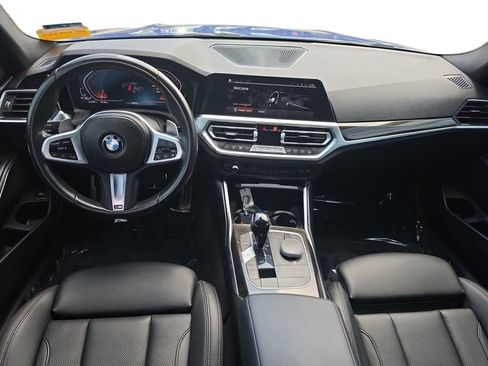 Used 2022 BMW 330i Sedan w/ M Sport Package RWD image 10
