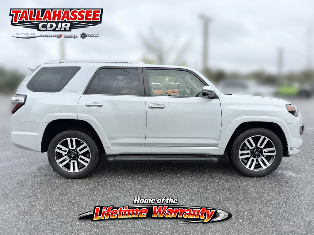 Used 2024 Toyota 4Runner Limited AWD/4WD image 2