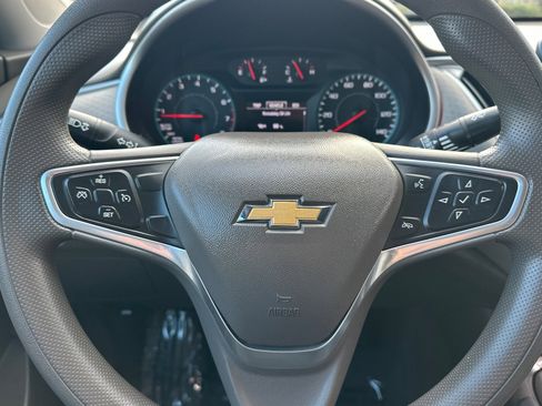 Used 2022 Chevrolet Malibu LT image 21