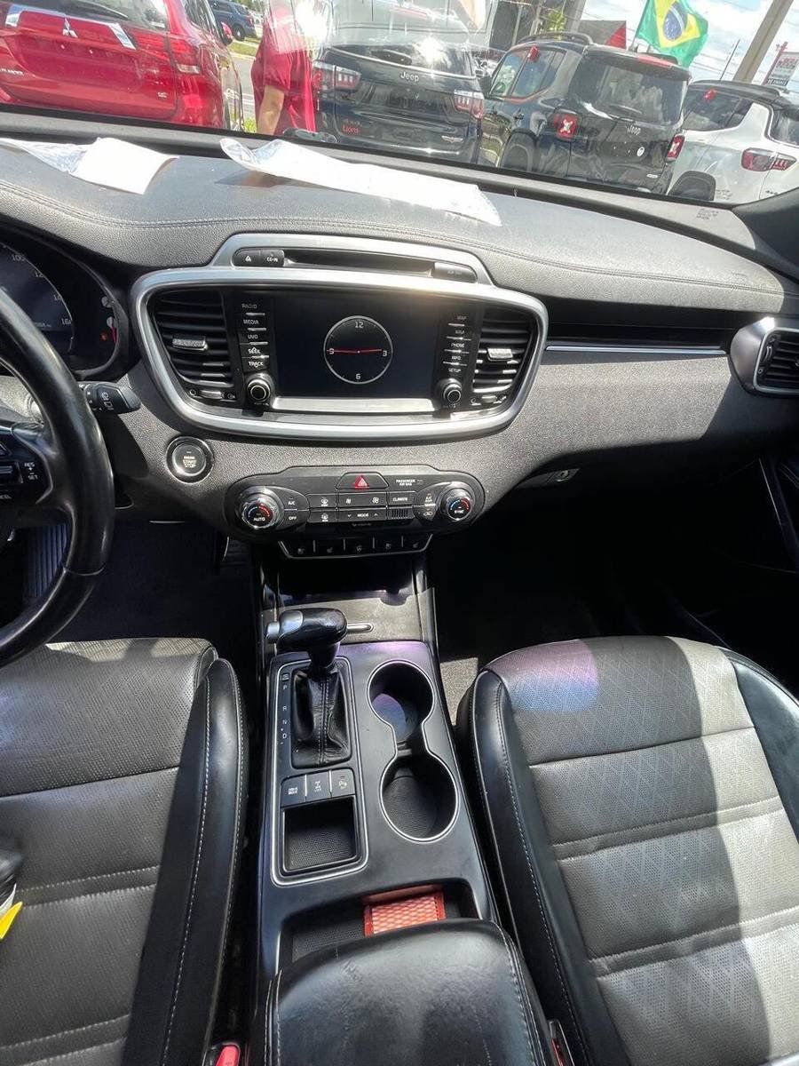 Used 2016 Kia Sorento SX AWD/4WD image 6
