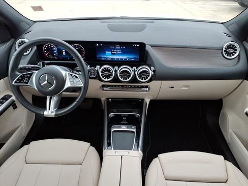 Used 2024 Mercedes-Benz GLA 250 image 14