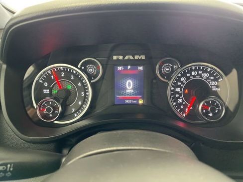 Used 2025 RAM 1500 Big Horn AWD/4WD image 30