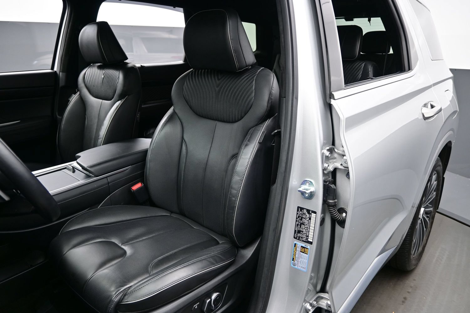Certified 2024 Hyundai Palisade Calligraphy AWD/4WD image 12