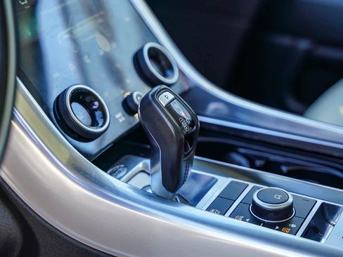 Used 2022 Land Rover Range Rover Sport HSE Silver Edition image 20