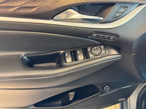 Used 2023 Buick Enclave Avenir w/ Trailering Package, 5000 lbs. image 11