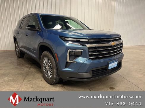 Certified 2024 Chevrolet Traverse LT w/ Trailering Package image 1