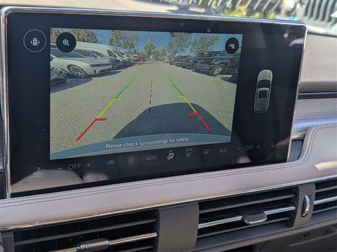 Used 2023 Lincoln Corsair FWD image 19