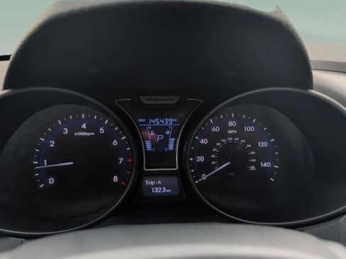 Used 2013 Hyundai Veloster Turbo image 27