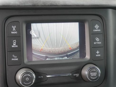 Used 2021 RAM 1500 Big Horn AWD/4WD image 36
