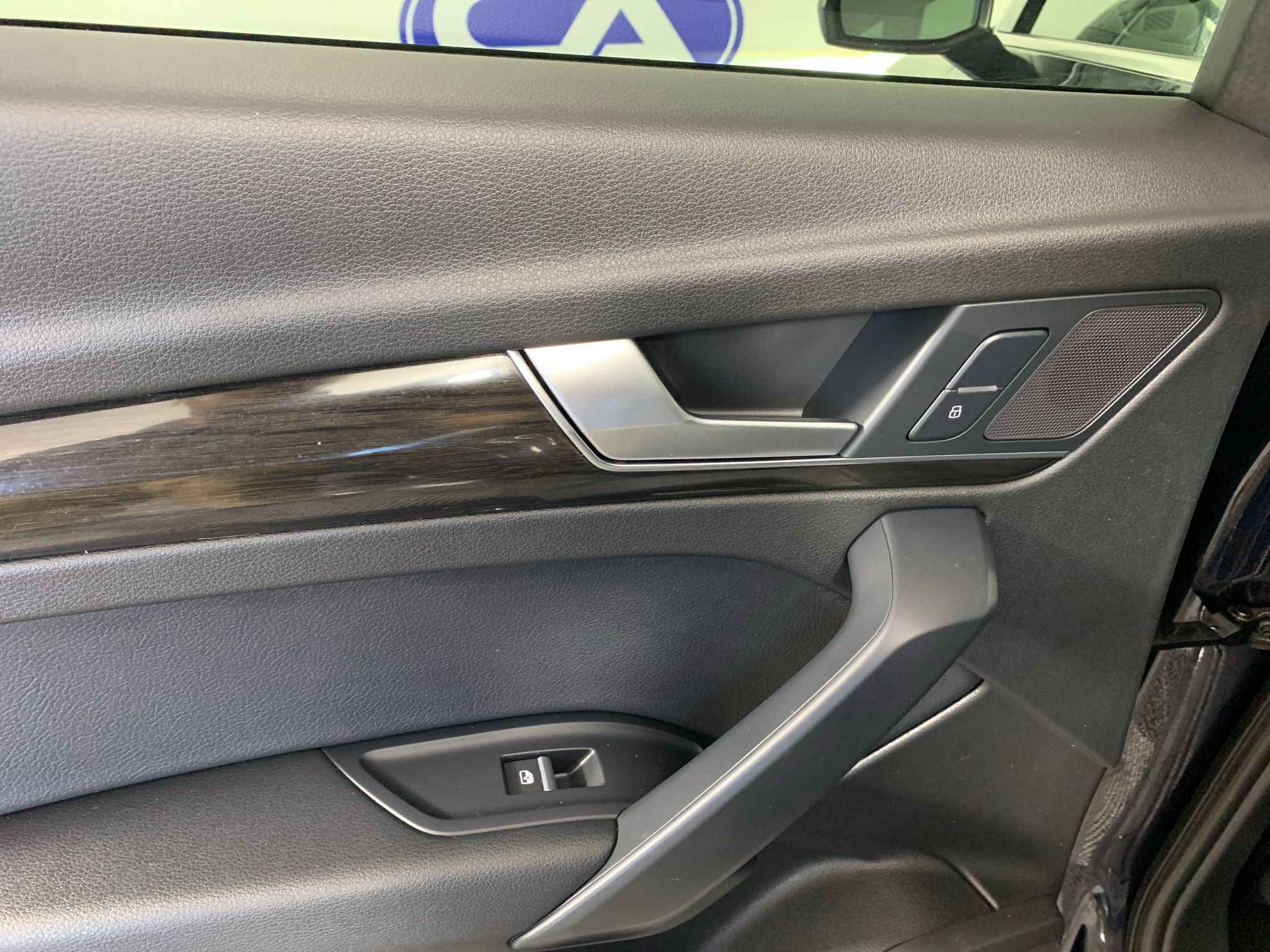 Used 2018 Audi Q5 2.0T Premium Plus w/ Premium Plus Package AWD/4WD image 30