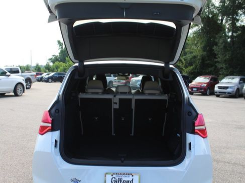 Used 2025 BMW X3 xDrive30i w/ Premium Package AWD/4WD image 14