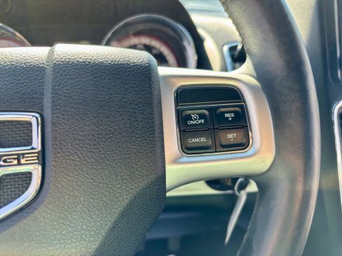 Used 2017 Dodge Grand Caravan GT FWD image 33