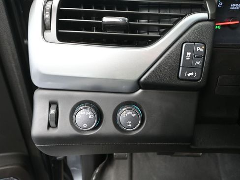 Used 2018 Chevrolet Tahoe LT w/ Skid Plate Package image 36