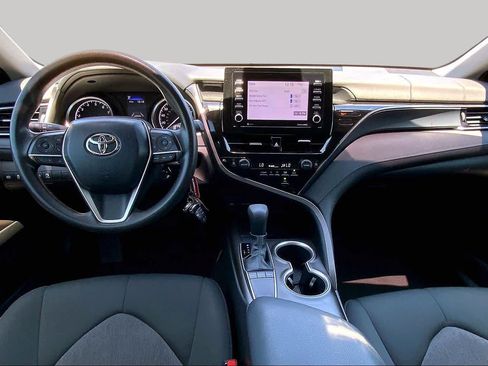 Used 2022 Toyota Camry LE w/ Carpet Mat Package (TMS) FWD image 15