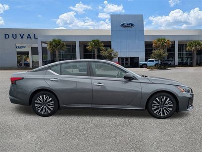 Used 2024 Nissan Altima 2.5 SV