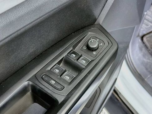 Used 2018 Volkswagen Atlas SEL Premium AWD/4WD image 20