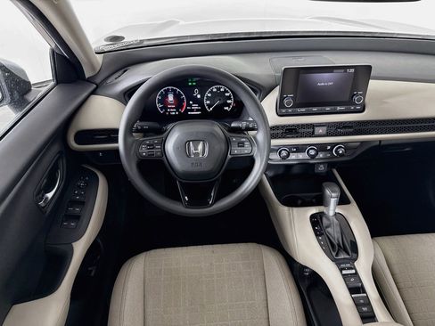 Certified 2024 Honda HR-V LX image 25