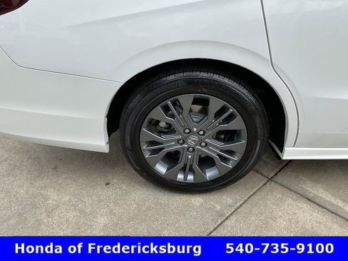 Certified 2026 Honda Odyssey Elite image 11