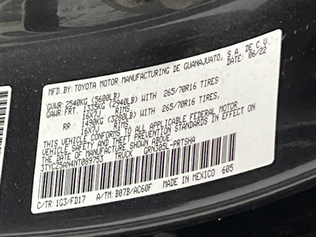 Used 2022 Toyota Tacoma TRD Off-Road AWD/4WD image 29
