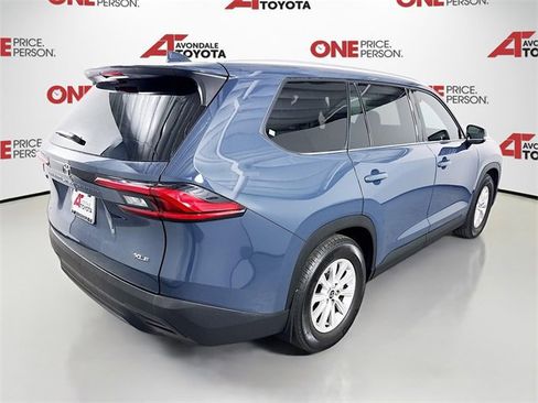 Certified 2024 Toyota Grand Highlander XLE image 7