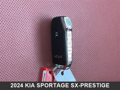 Used 2024 Kia Sportage SX image 29